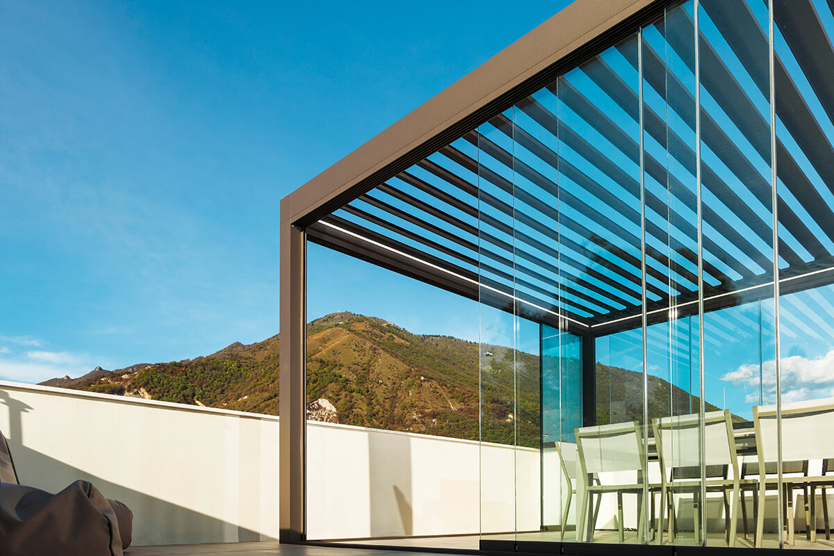A 360° view. The Openlight pergola with panoramic panels.